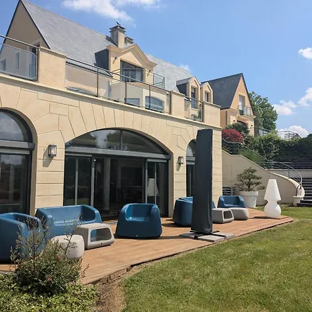 Le Domaine Des Chevaliers De Malte Bed & Breakfast Villedieu-les-Poeles-Rouffigny