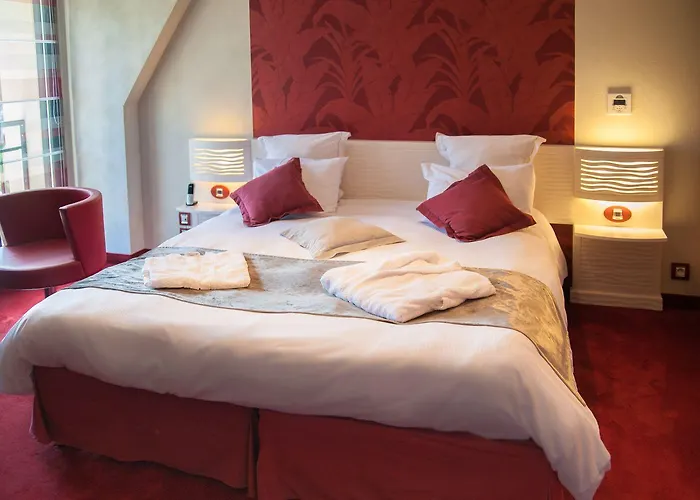 Le Domaine Des Chevaliers De Malte 4* Villedieu-les-Poeles-Rouffigny