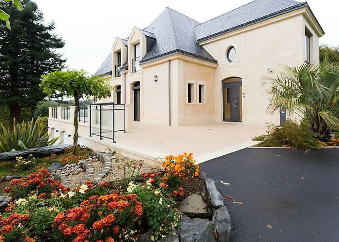 Le Domaine Des Chevaliers De Malte 4* Villedieu-les-Poeles-Rouffigny