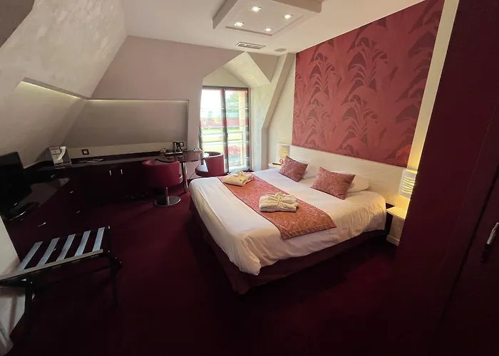 Le Domaine Des Chevaliers De Malte Bed & Breakfast Villedieu-les-Poeles-Rouffigny