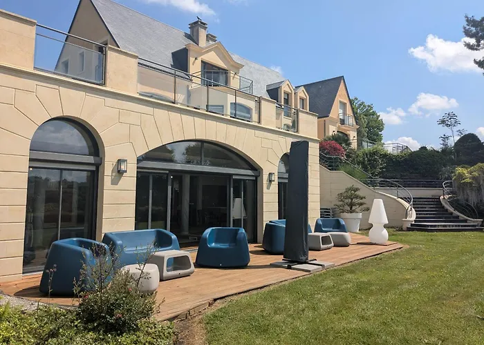 Le Domaine Des Chevaliers De Malte Bed & Breakfast Villedieu-les-Poeles-Rouffigny